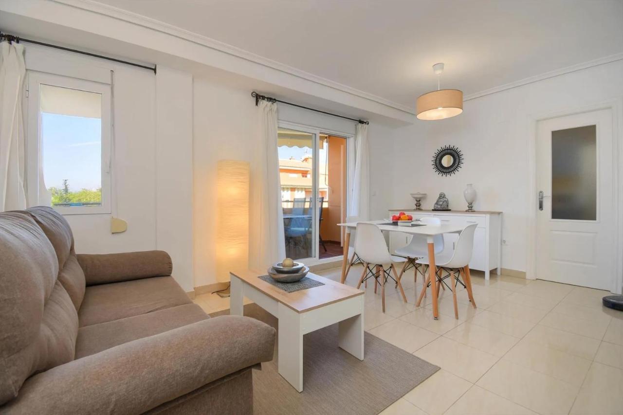 Meernahes Ferienapartment Elia เดเนีย ภายนอก รูปภาพ