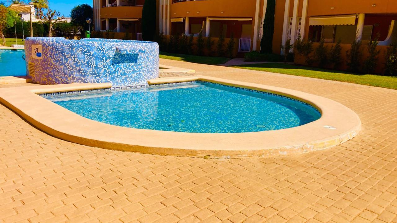 Meernahes Ferienapartment Elia เดเนีย ภายนอก รูปภาพ