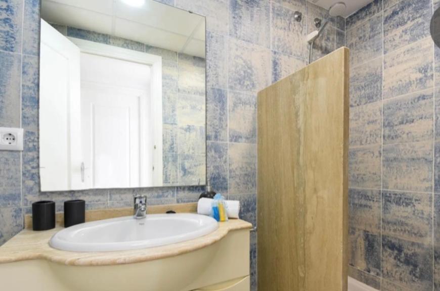 Meernahes Ferienapartment Elia เดเนีย ภายนอก รูปภาพ